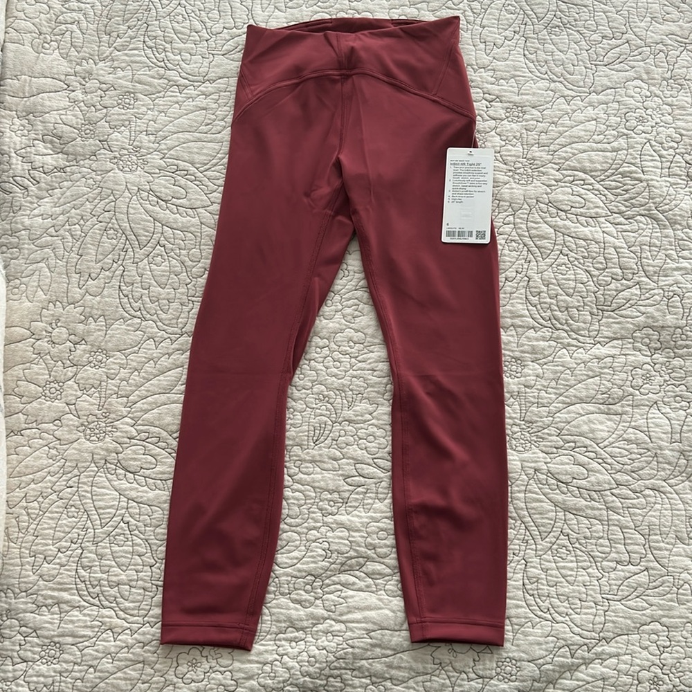 Lululemon InStill HR Tight 25 inches - size 6 (NWT)
